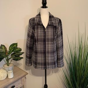 🎉 SALE 🎉 Light Zipped Jacket